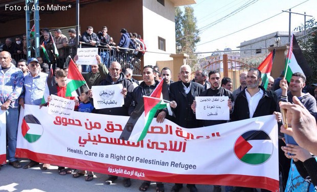 Libano: i profughi palestinesi contro la nuova politica di assistenza ospedaliera